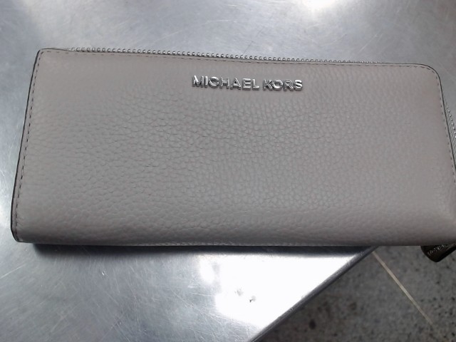 Micheal kors gray wallet