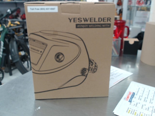 Casque de soudure neuf dans la boite