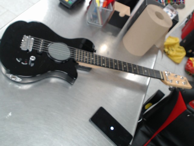 Guitar electrique pour enfant