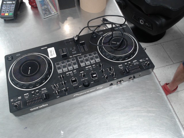 Performance dj controller