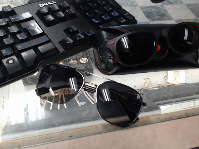 Lunette avec case