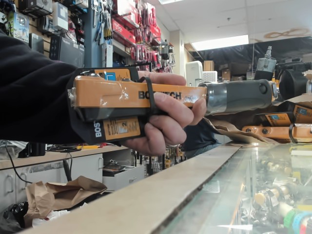 Heavy duty hammer stapler