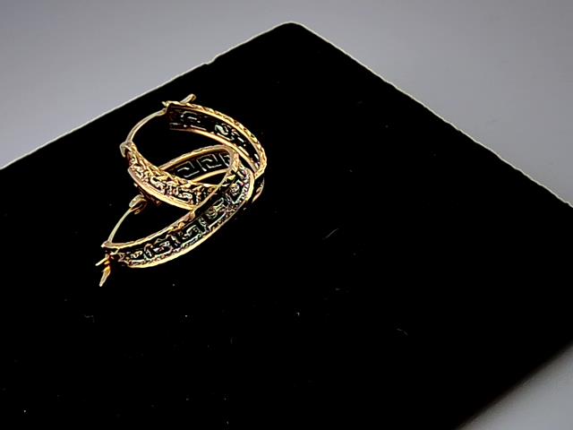 BOUCLES D OREILLES EN OR 10KT