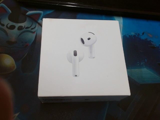 Apple airpods 4th gen
