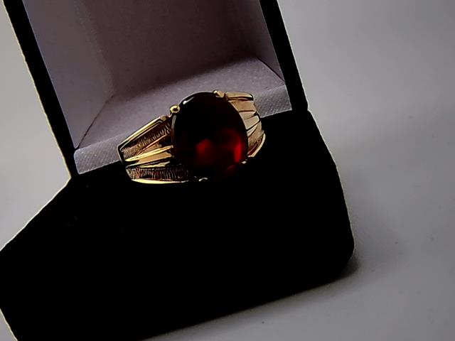 BAGUE EN OR 10KT