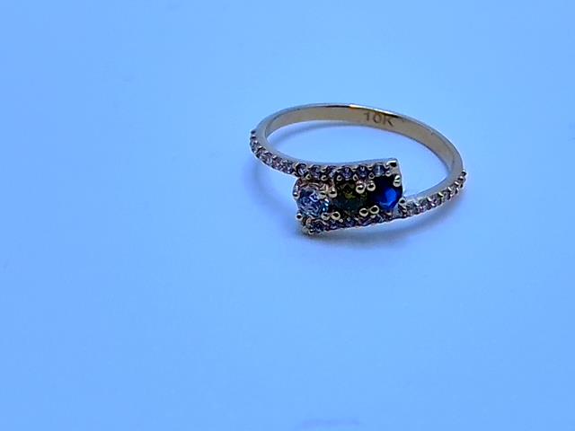 BAGUE EN OR 10KT POUR FEMME