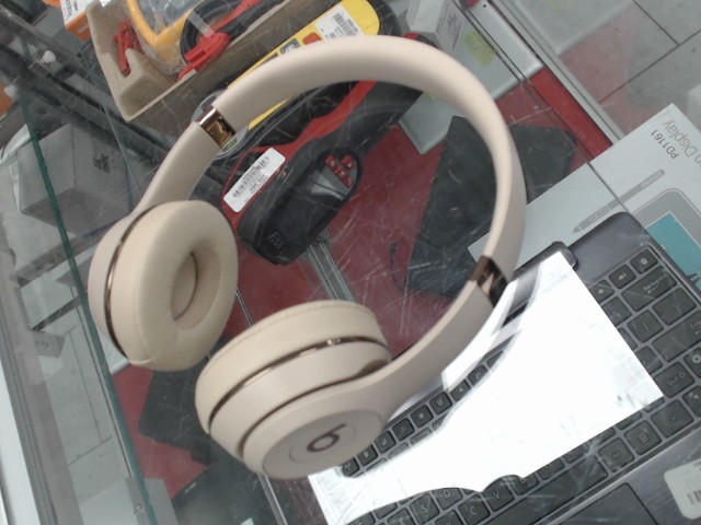 Beat solo 3 beige