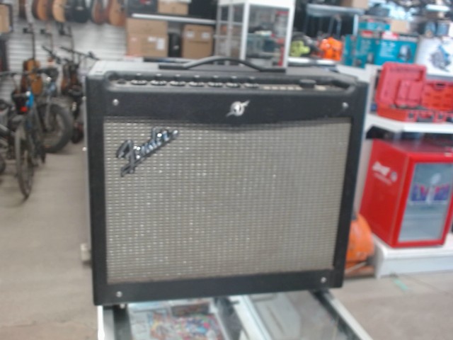 Ampli milti effect fender mustang iii v2