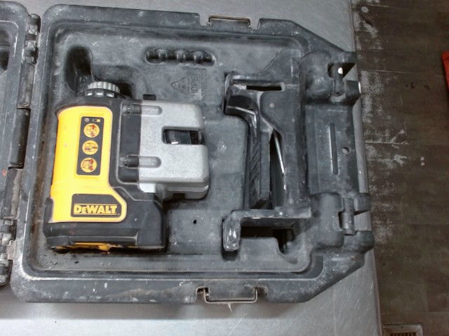 Laser dewalt ds coffre