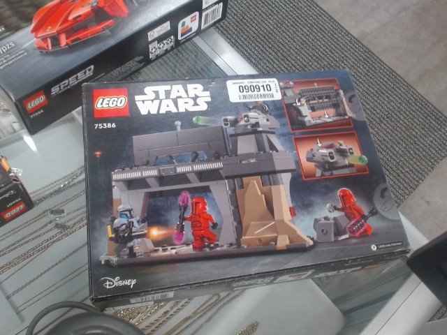 Boite de le go star wars vaissaux