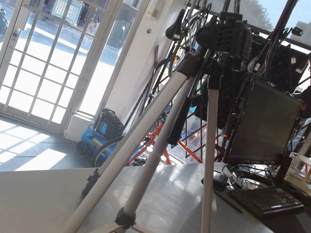Trepied a camera