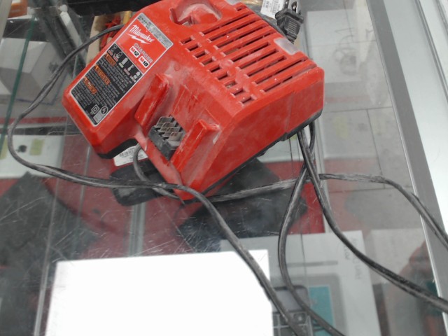 Chargeur a batterie