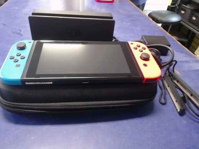 Console nintendo switch avec accessoires