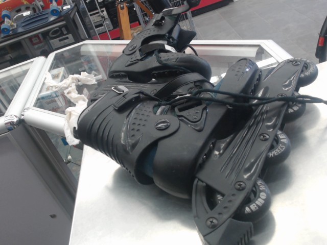 Patins a roues allignees size 8