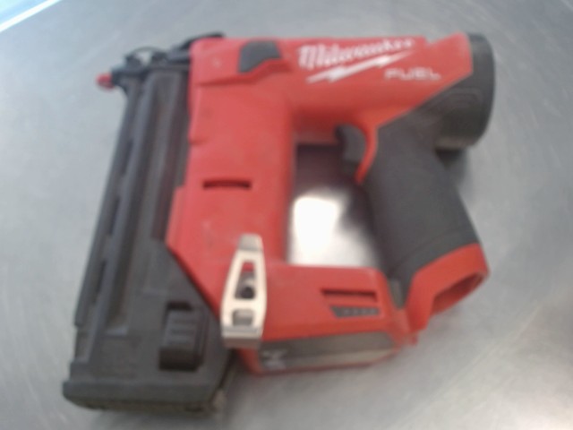 Brad nailer 12v
