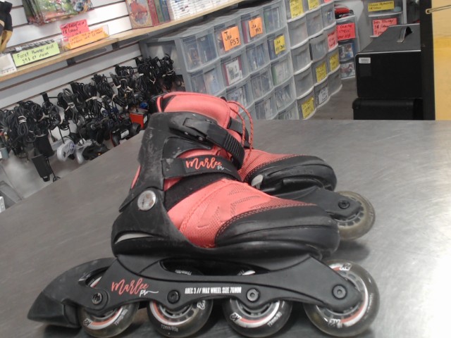 Paire rollerblade(ajustable 4-8)