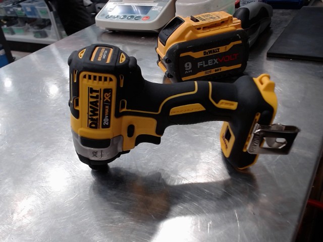 Drill dewalt