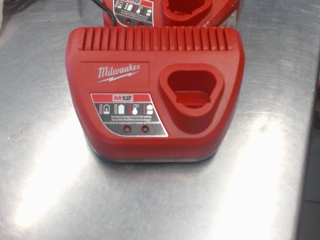 Chargeur  12v