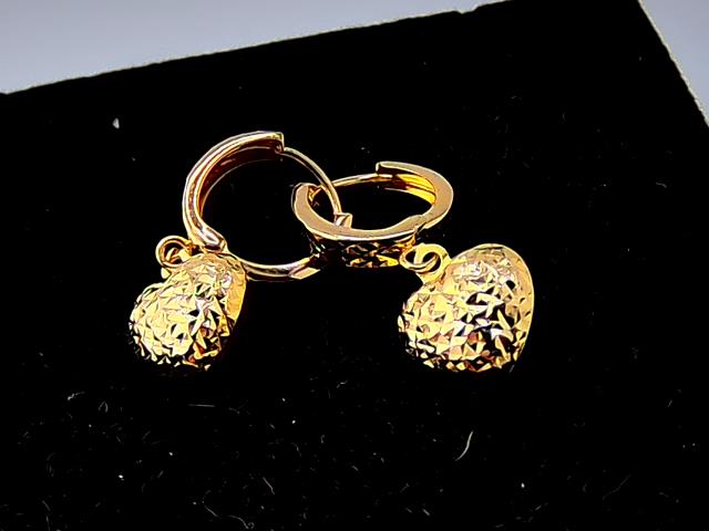 BOUCLES D OREILLES EN OR 18KT