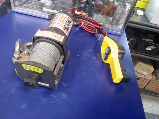 Winch 2000lb