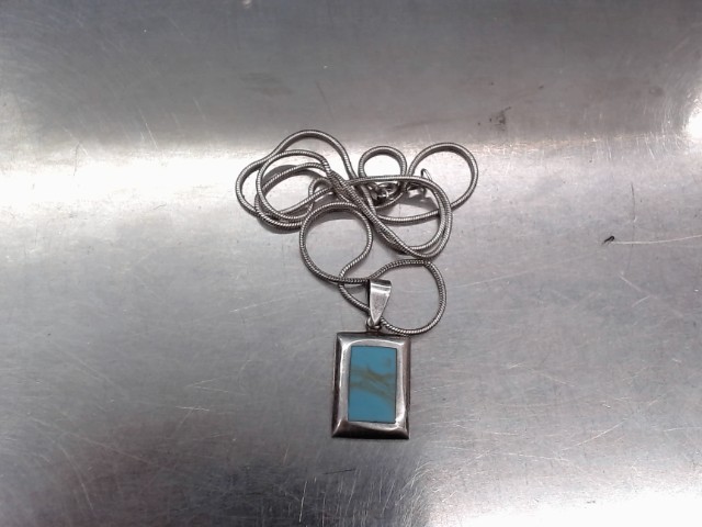 Chaine petite avec breloque