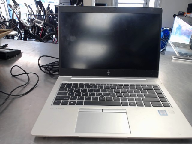 Laptop hp i5-8th/8gbram/256nvme