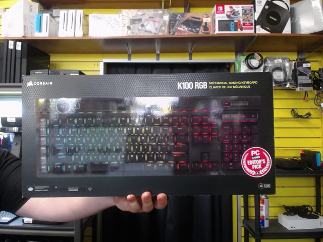 Clavier gaming comme neuf dans boite