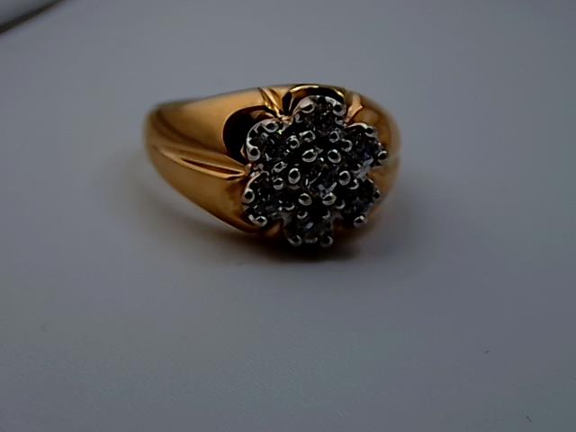 BAGUE EN OR 10KT AVEC DIAMANTS