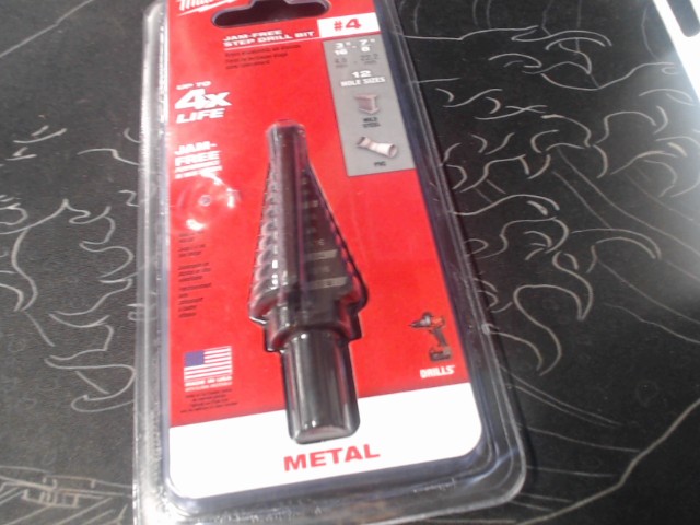 Milwaukee 3/16-7/8in jam free drill bit