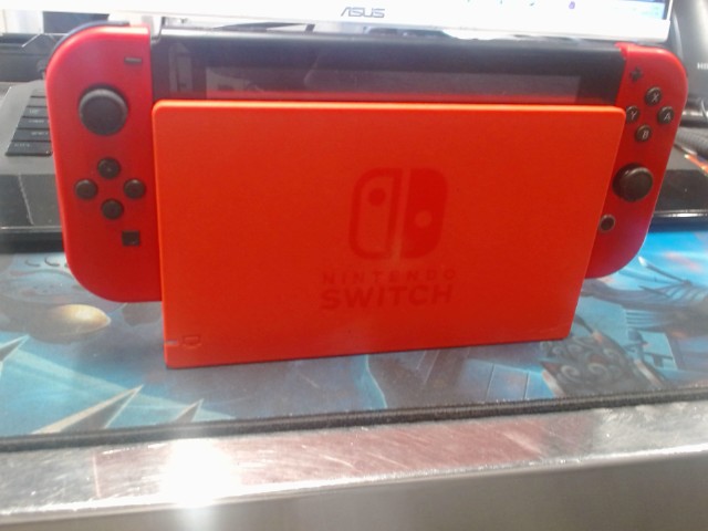 Nintendo switch oled edition mario red