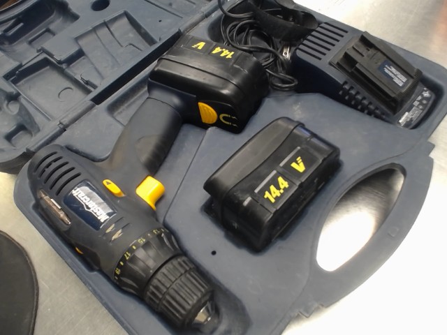 Drill kit+2 batteries + chargeur