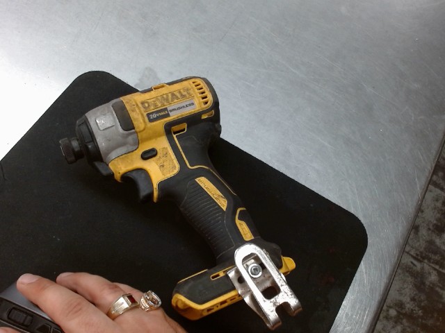 Impact dewalt dcf787