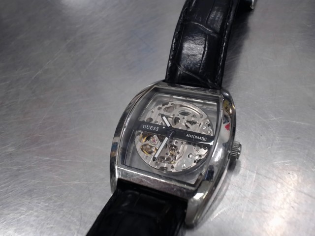 Montre homme guess visionary