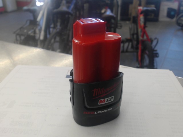 Batterie milwaukee 2.0ah