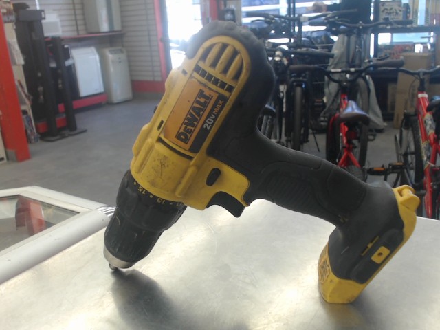 Drill dewalt avec batterie