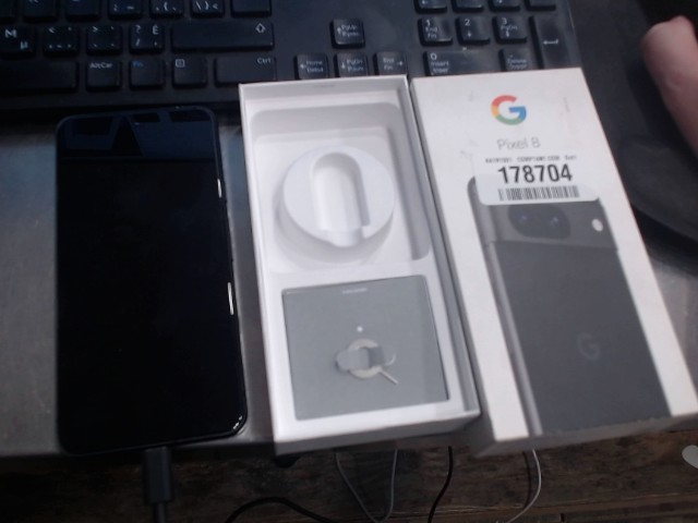 Gogole pixel 8  avec boite