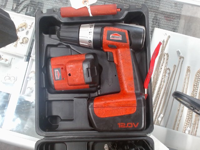Drill jobmate dans coffre 18v