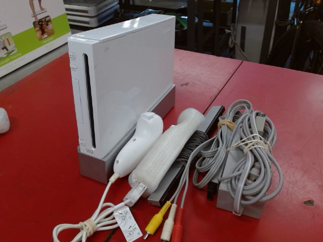 Console wii+fils+manette+nunchuk