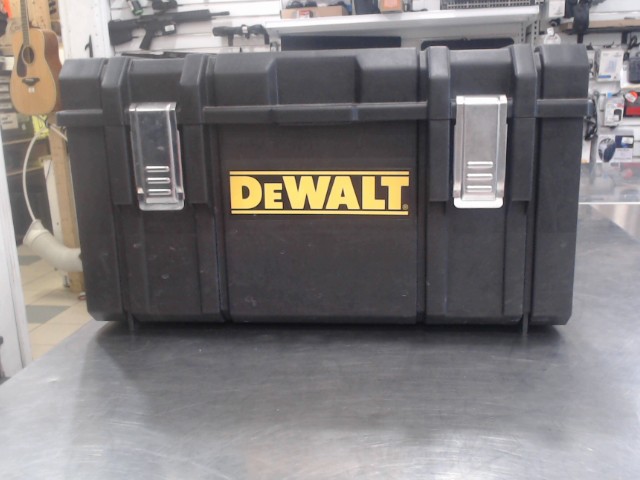 Coffre dewalt avec air valve
