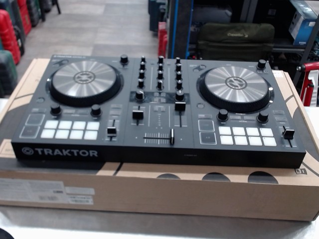 Console dj traktor kontrol s2 mk3 + usb