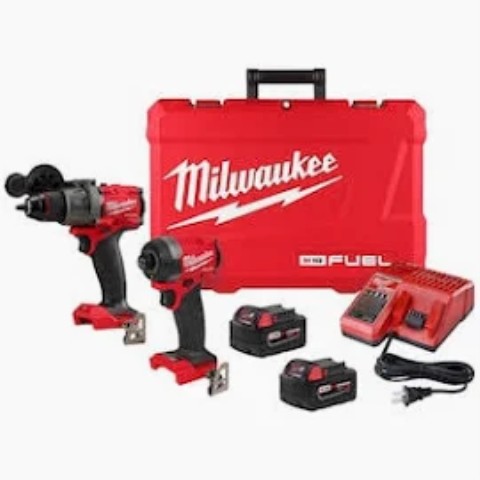 Drill et impact milwaukee m18 chargeur