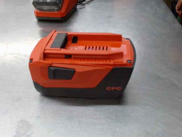 Batterie hlti b22 8.0 neuf