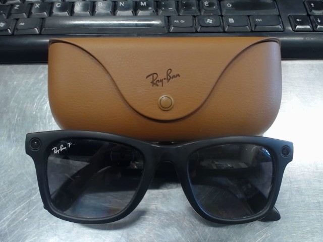 Lunette rayban meta avec case