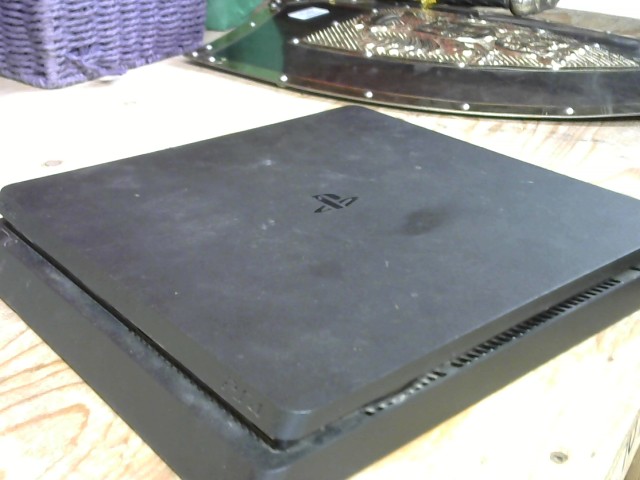 Console slim 1tb no acc