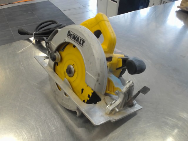 Scie dewalt