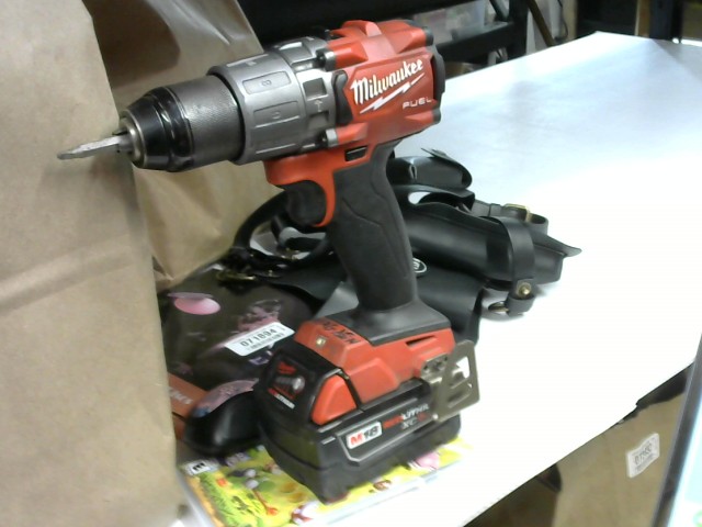 Drill milwaukee +batterie m18
