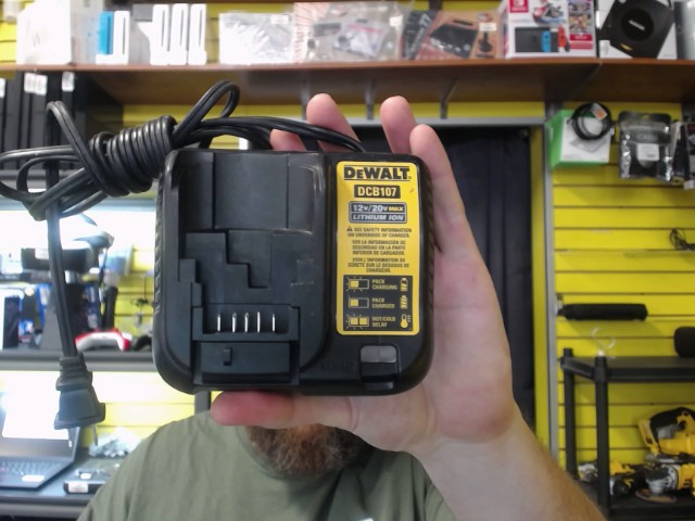 Chargeur 12v/20v max lithium ion