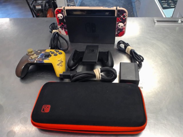 Console nintendo switch+acc