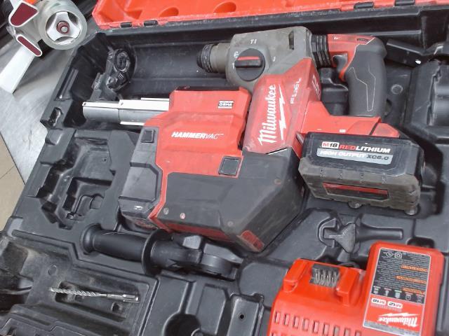 Rotary hammer drill av acc et bat