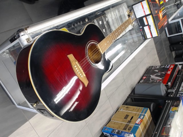 Guitar electro-accoustique ibanez+case